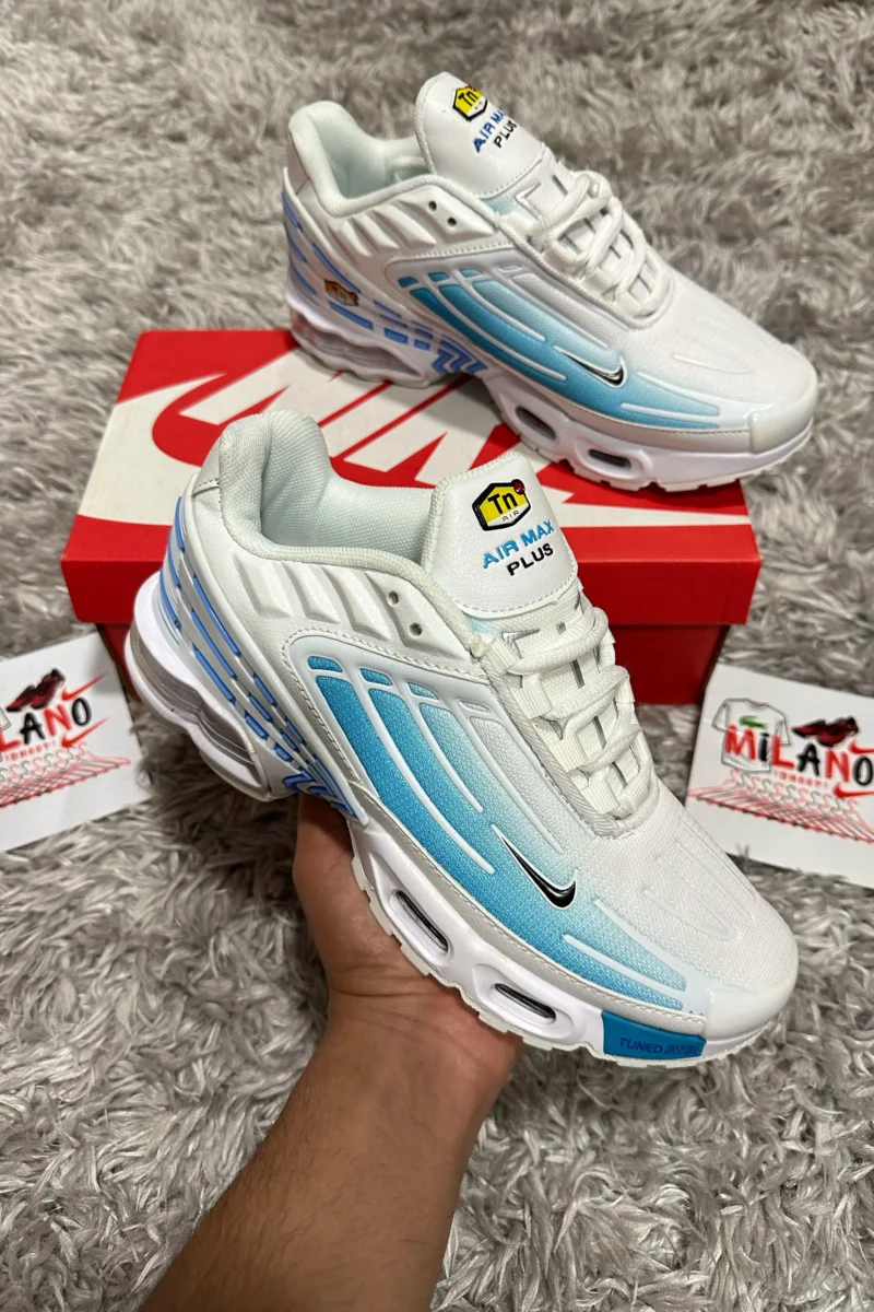 NIKE TN PLUS